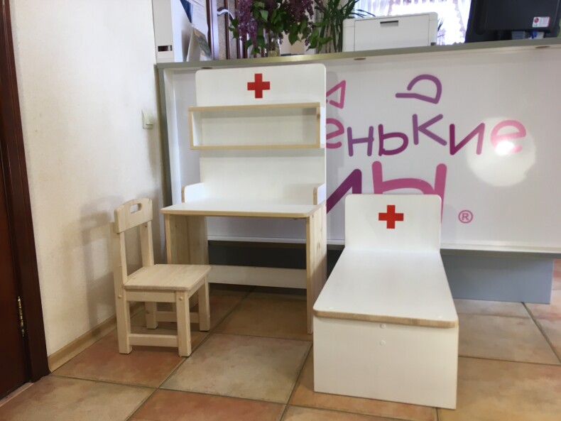 СТОЛ ДОКТОРА